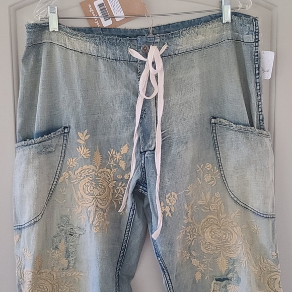New Magnolia Pearl OKeefe Jeans Floral Embroidered Denim Jean Indigo Pant 210 os - Picture 13 of 16